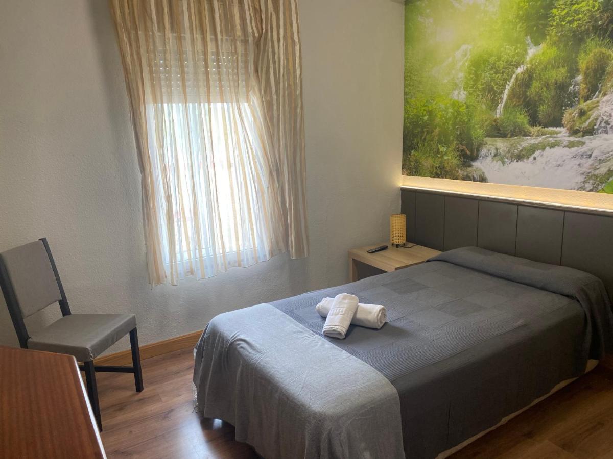 Hostal Restaurante Rio Ubierna Quintanilla-Vivar 외부 사진