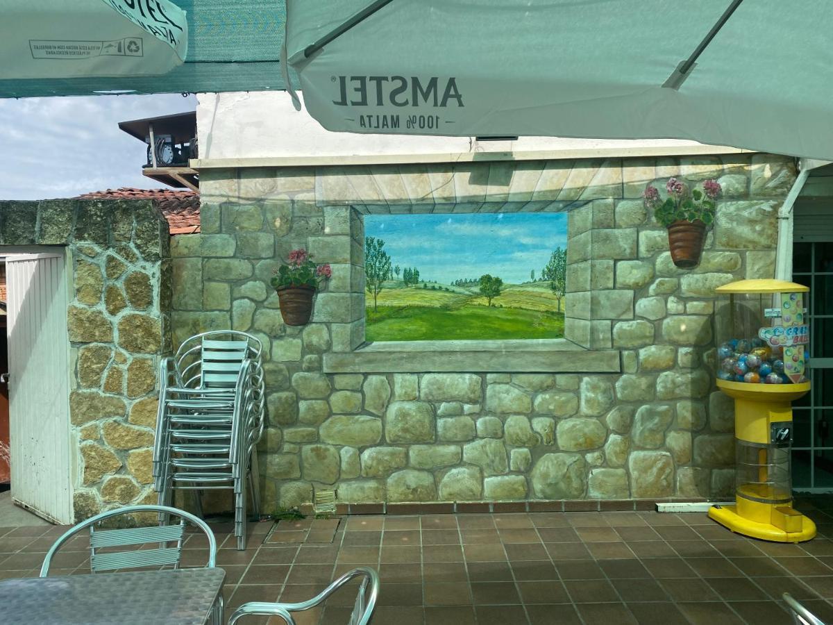 Hostal Restaurante Rio Ubierna Quintanilla-Vivar 외부 사진